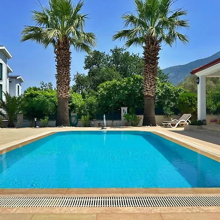 London - 3 Bedroom In Ovacik Villa *