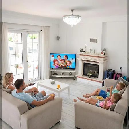 London - 3 Bedroom In Ovacik Fethiye