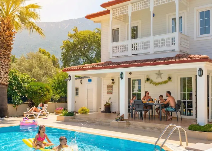 London - 3 Bedroom In Ovacik