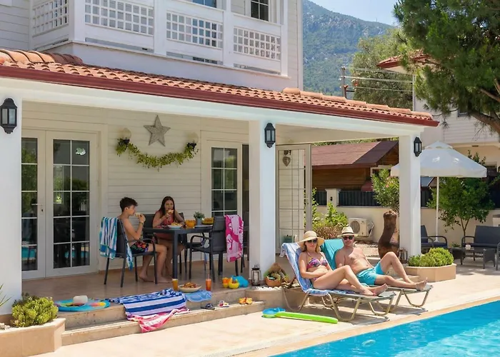 London - 3 Bedroom In Ovacik