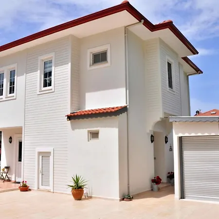 London - 3 Bedroom In Ovacik 费特希耶