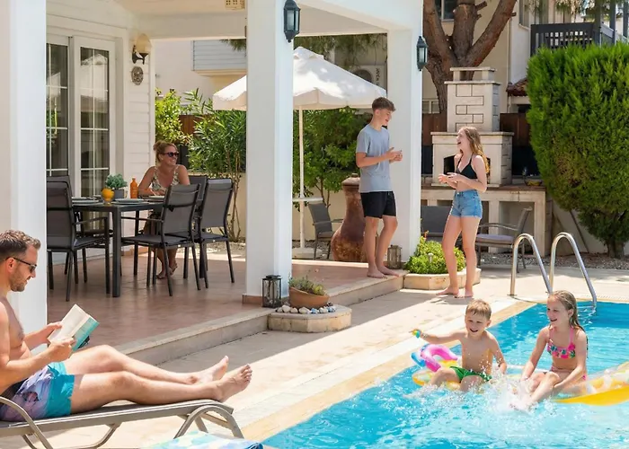 London - 3 Bedroom In Ovacik Fethiye